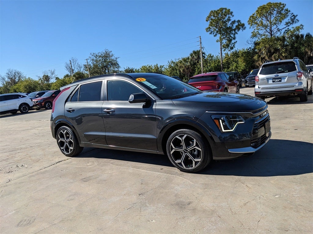 2023 Kia Niro SX Touring