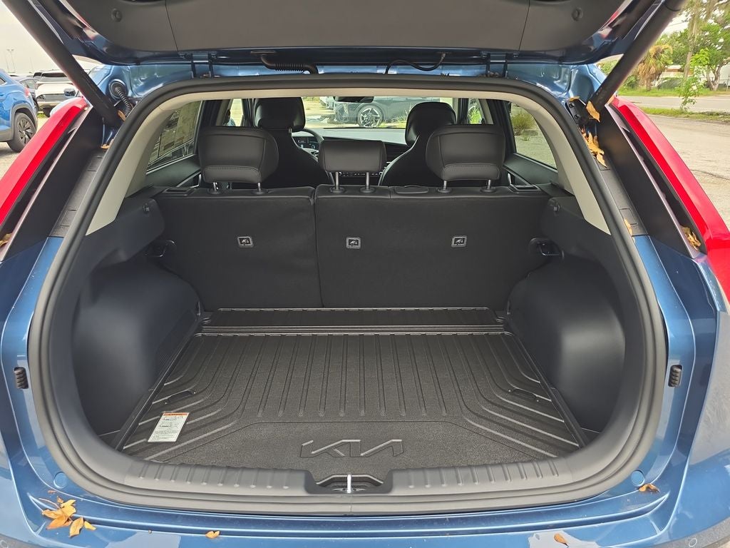 2026 Kia Niro SX Touring