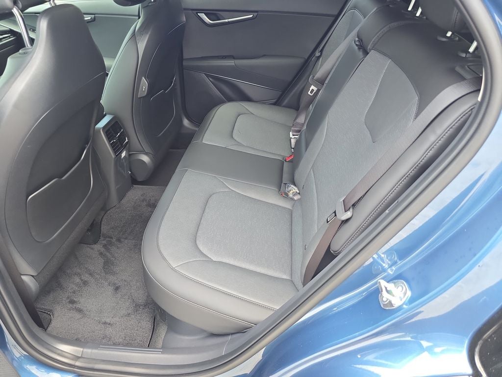 2026 Kia Niro SX Touring