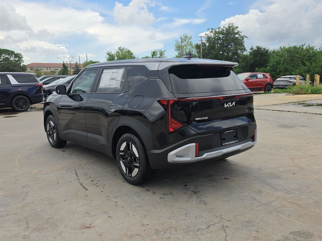 2027 Kia Seltos LX
