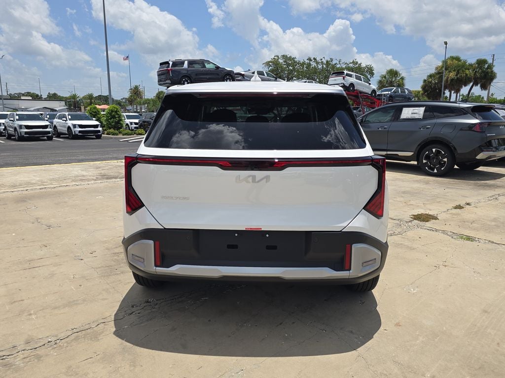 2027 Kia Seltos LX