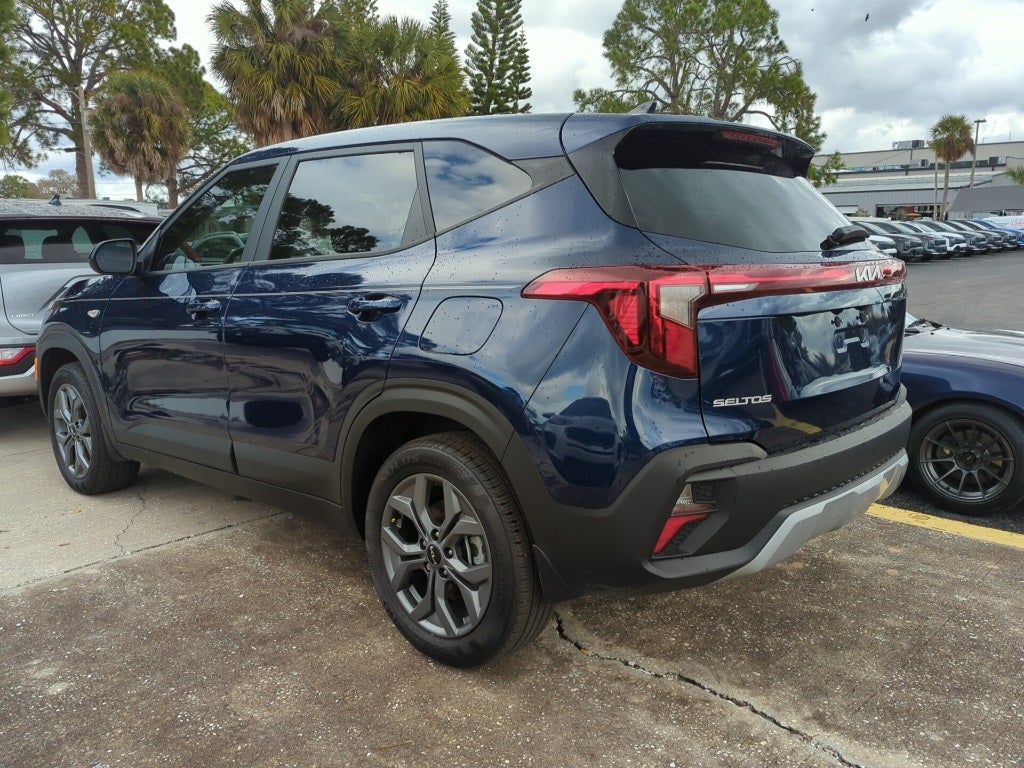 2025 Kia Seltos LX