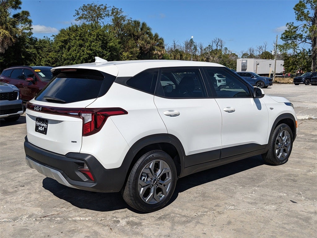 2025 Kia Seltos LX