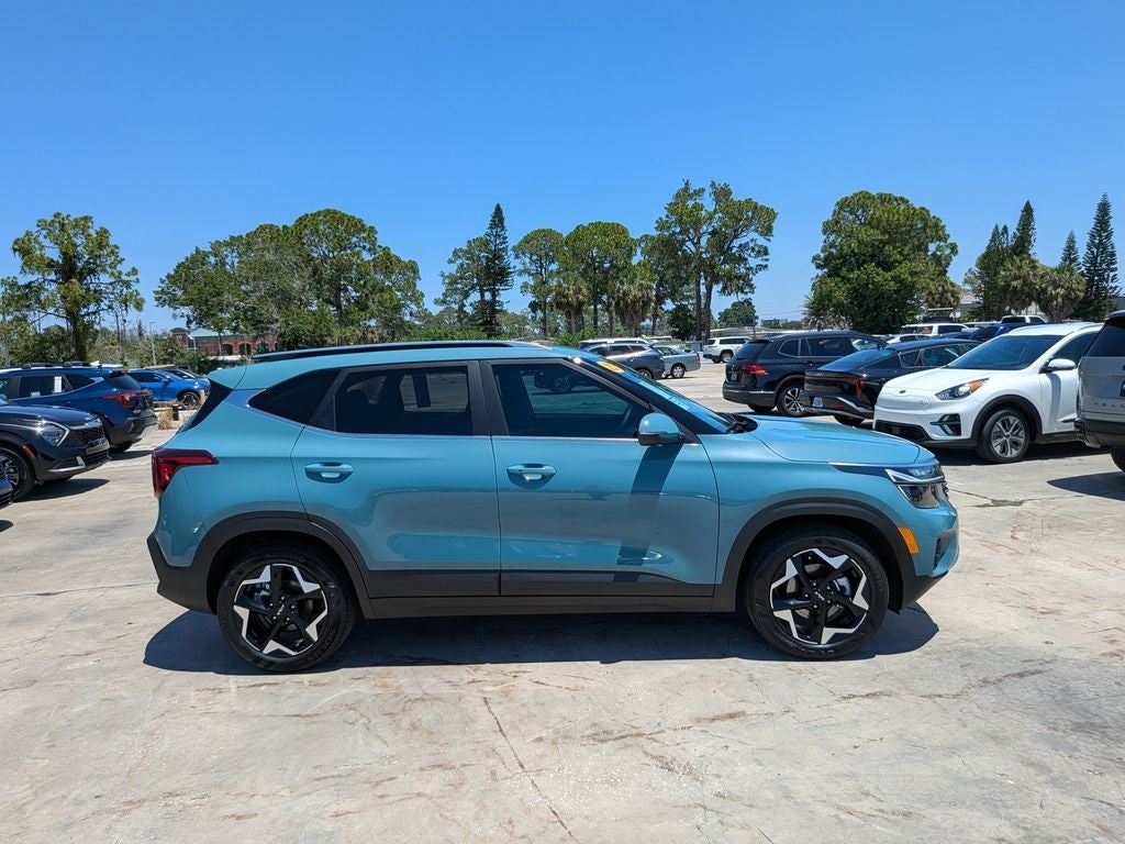 2025 Kia Seltos EX