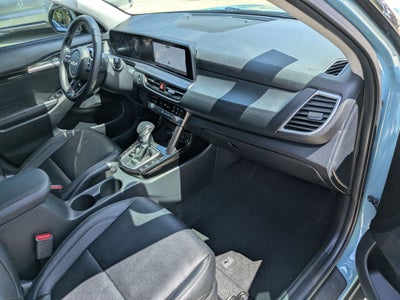 2025 Kia Seltos EX