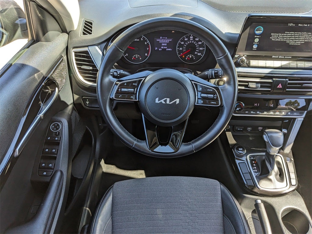 2023 Kia Seltos S