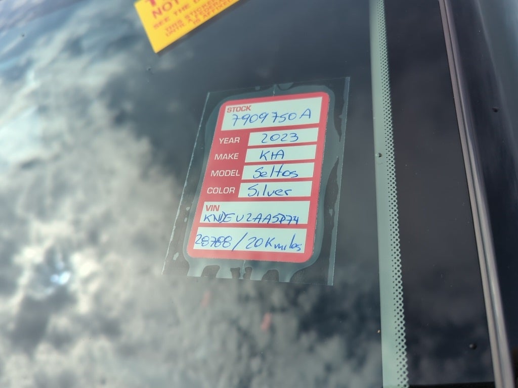 2023 Kia Seltos S