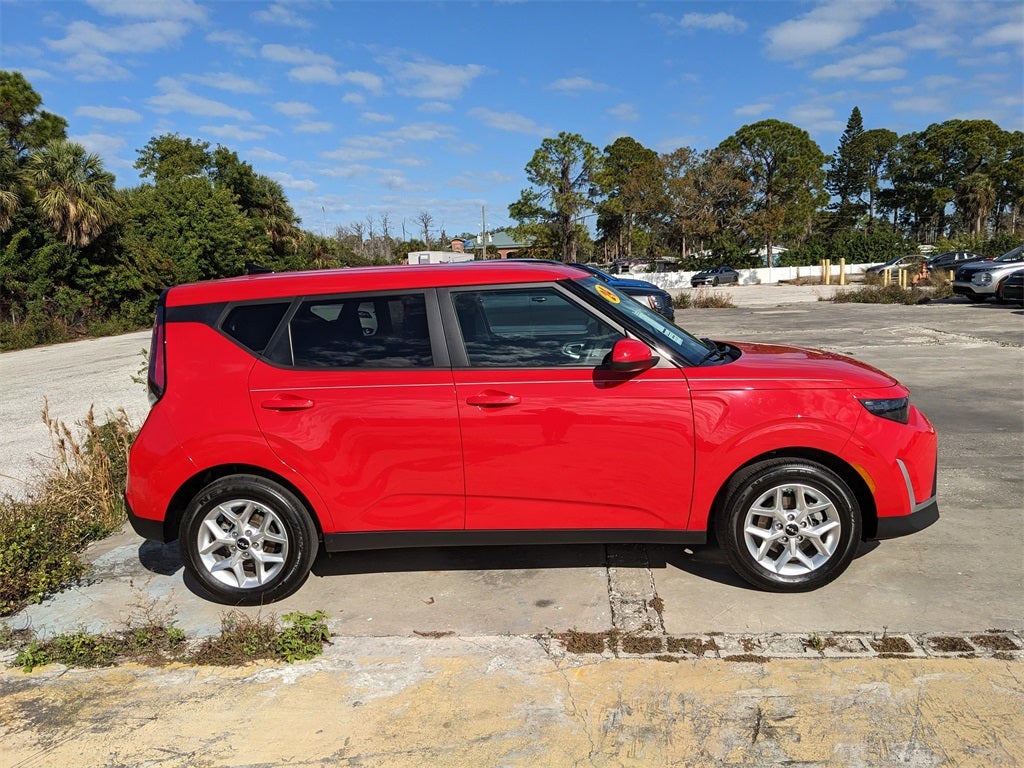 2024 Kia Soul LX
