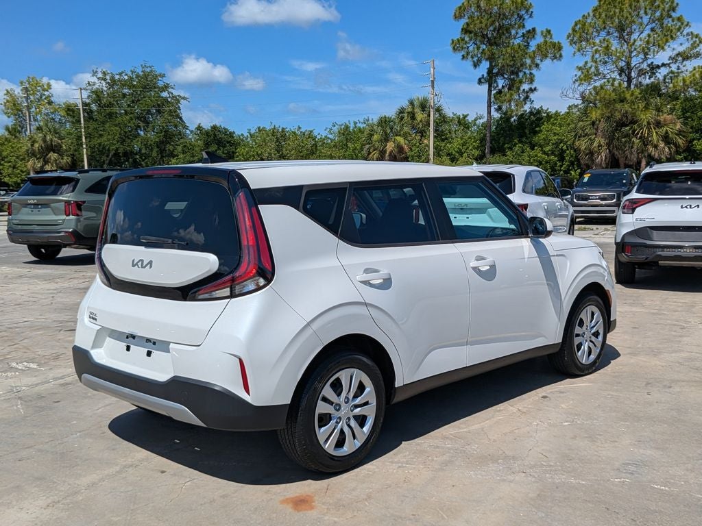2024 Kia Soul LX