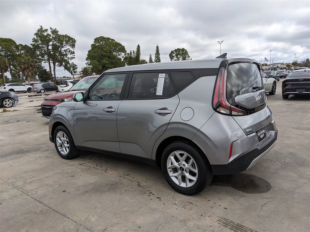 2025 Kia Soul LX