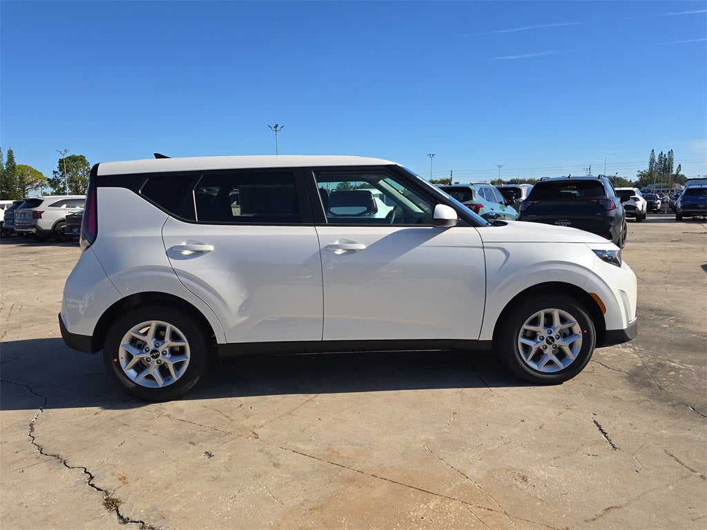 2025 Kia Soul LX