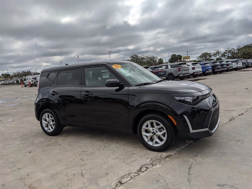 2025 Kia Soul LX