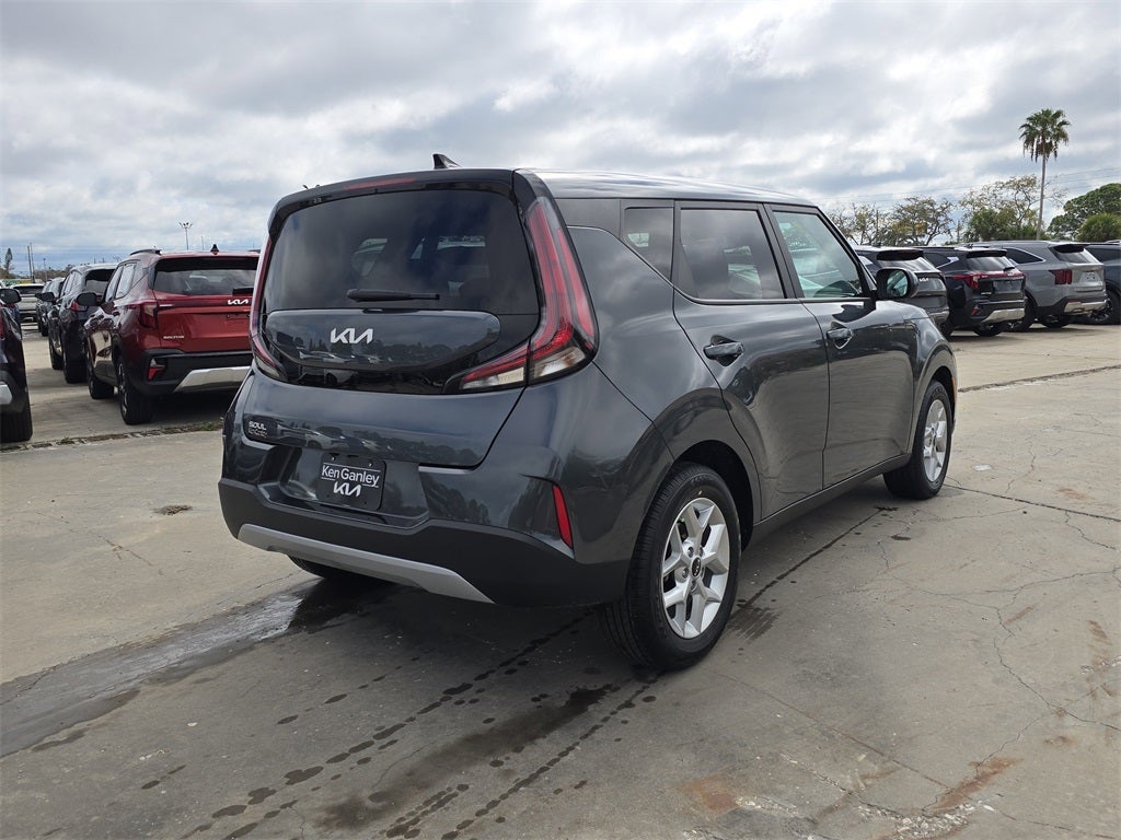 2025 Kia Soul LX