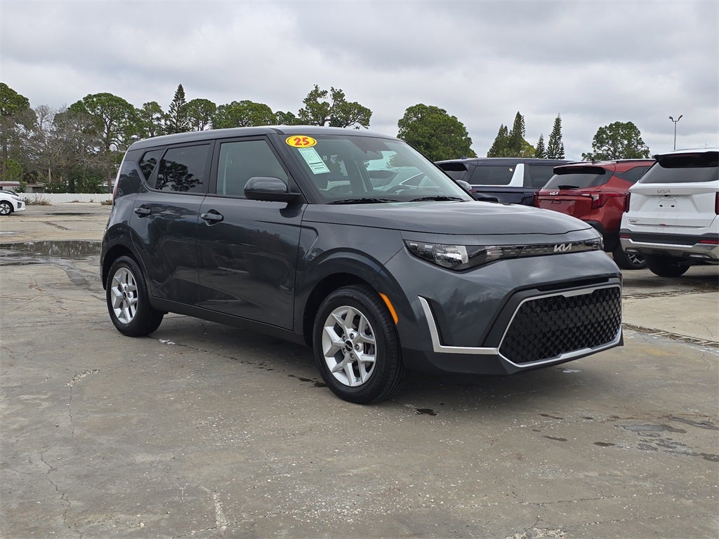 2025 Kia Soul LX