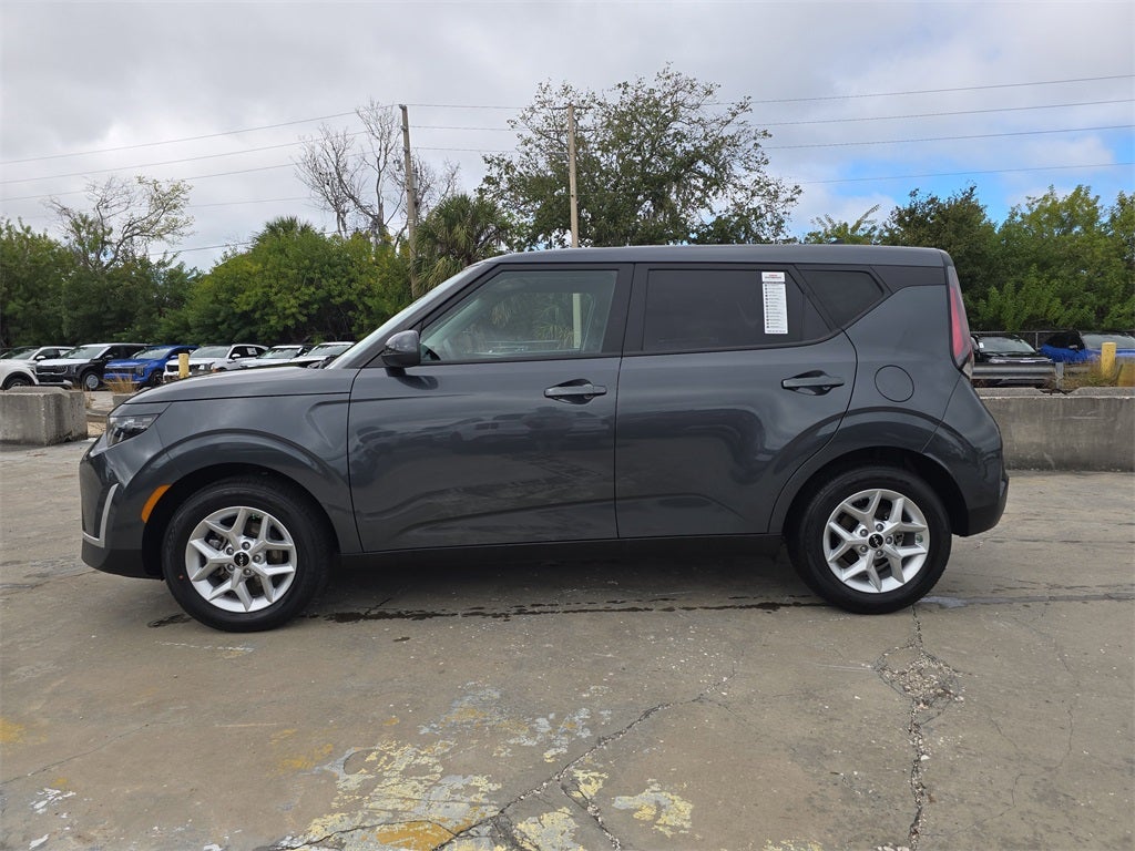 2025 Kia Soul LX