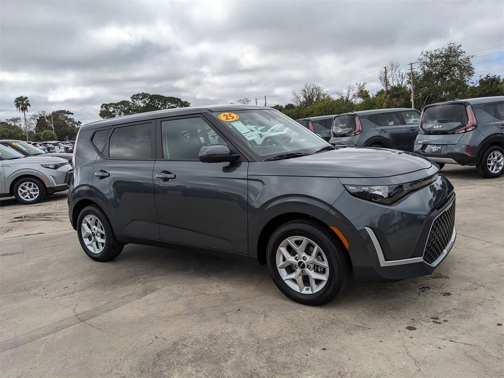 2025 Kia Soul LX