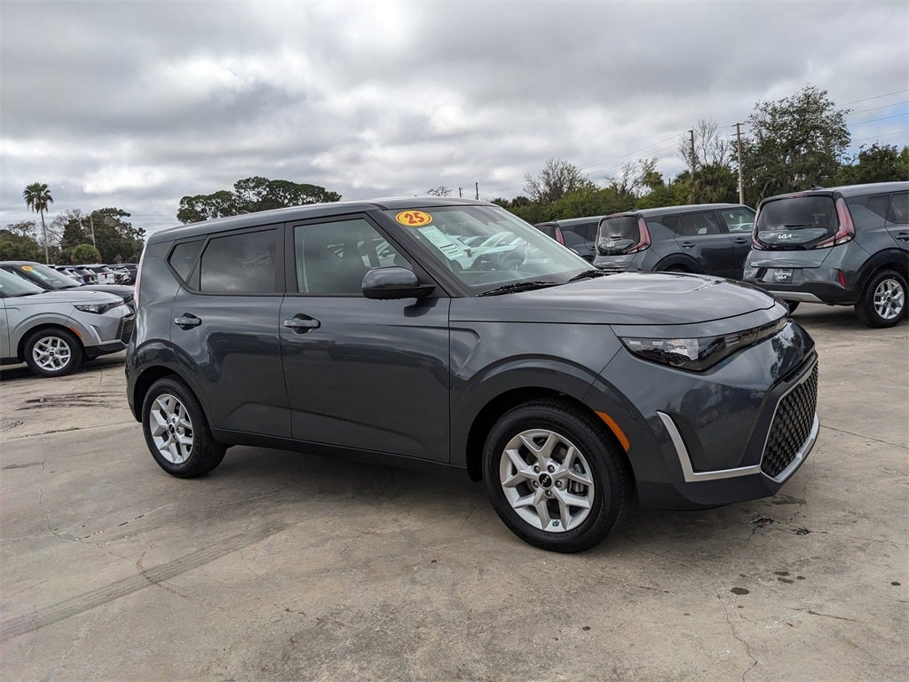2025 Kia Soul LX