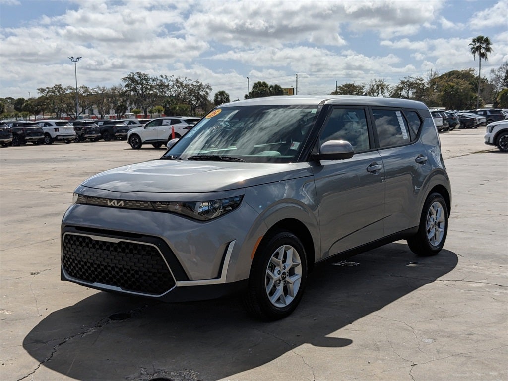 2025 Kia Soul LX