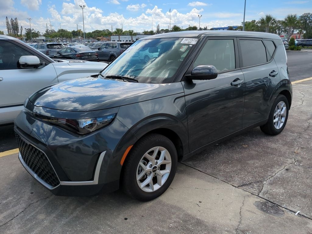 2025 Kia Soul LX