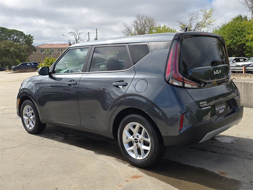 2025 Kia Soul LX