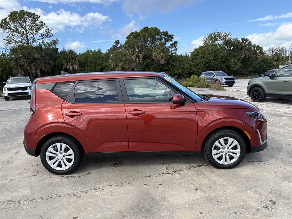 2024 Kia Soul LX