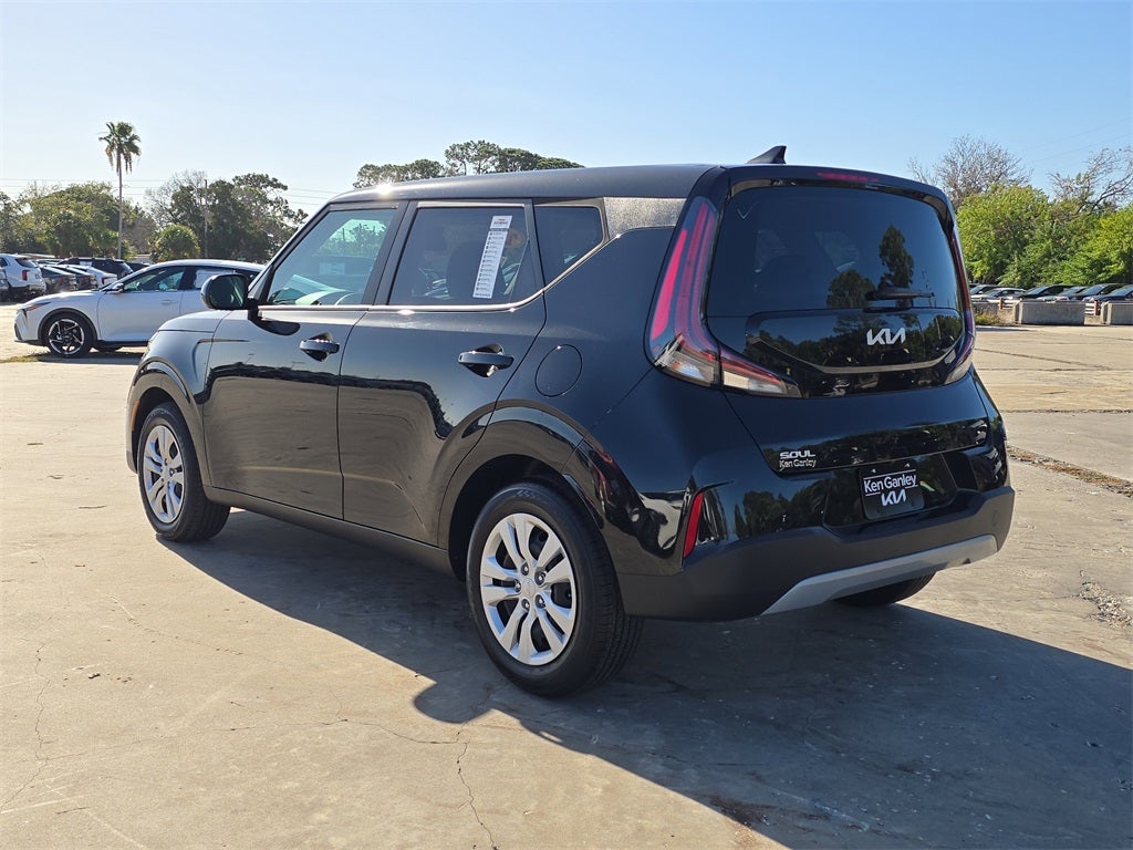 2024 Kia Soul LX