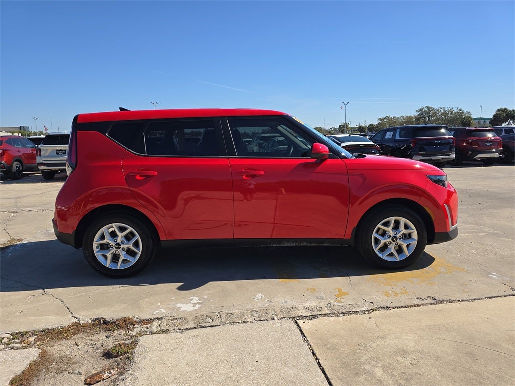 2025 Kia Soul LX