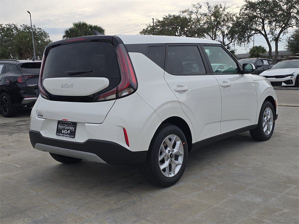 2025 Kia Soul LX