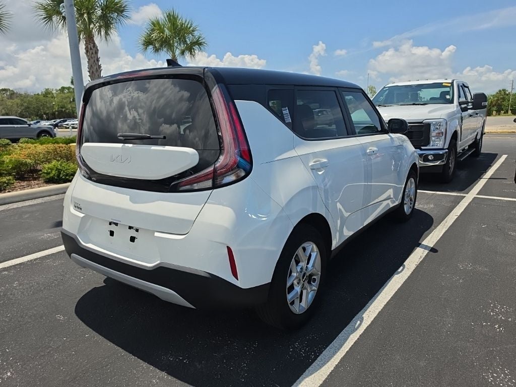 2024 Kia Soul S