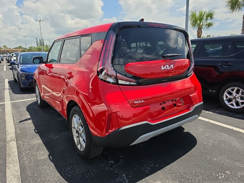 2024 Kia Soul LX