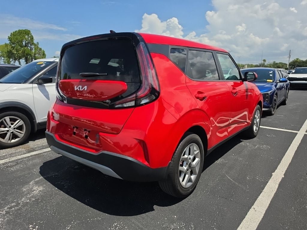 2024 Kia Soul LX