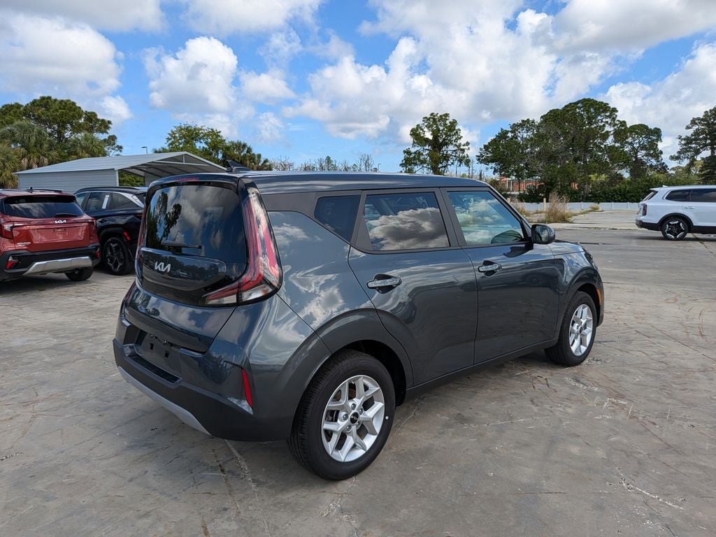2025 Kia Soul LX