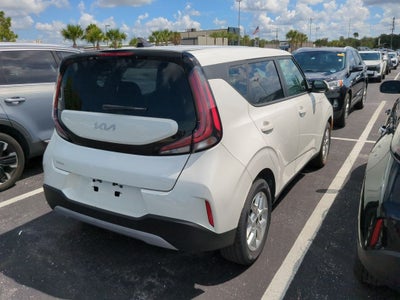 2025 Kia Soul LX