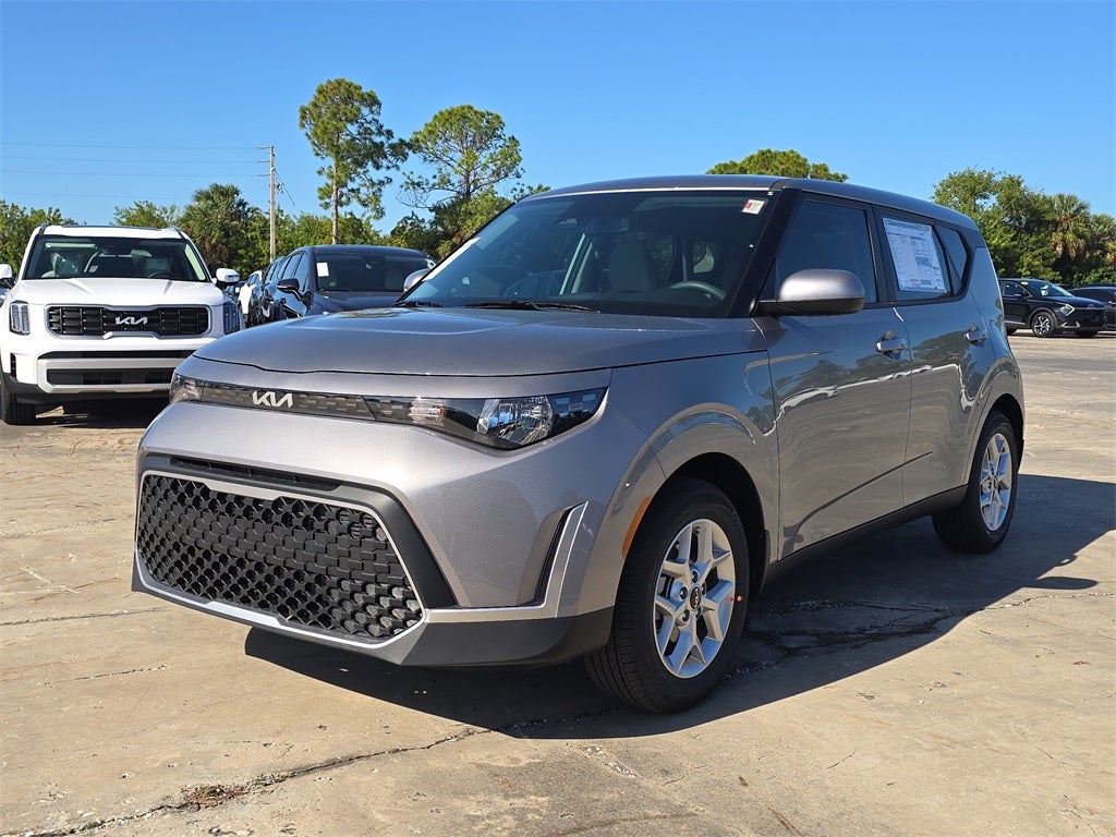 2025 Kia Soul LX