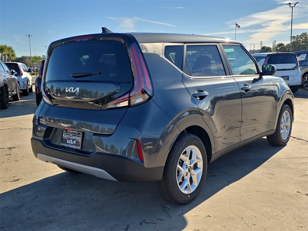 2025 Kia Soul LX