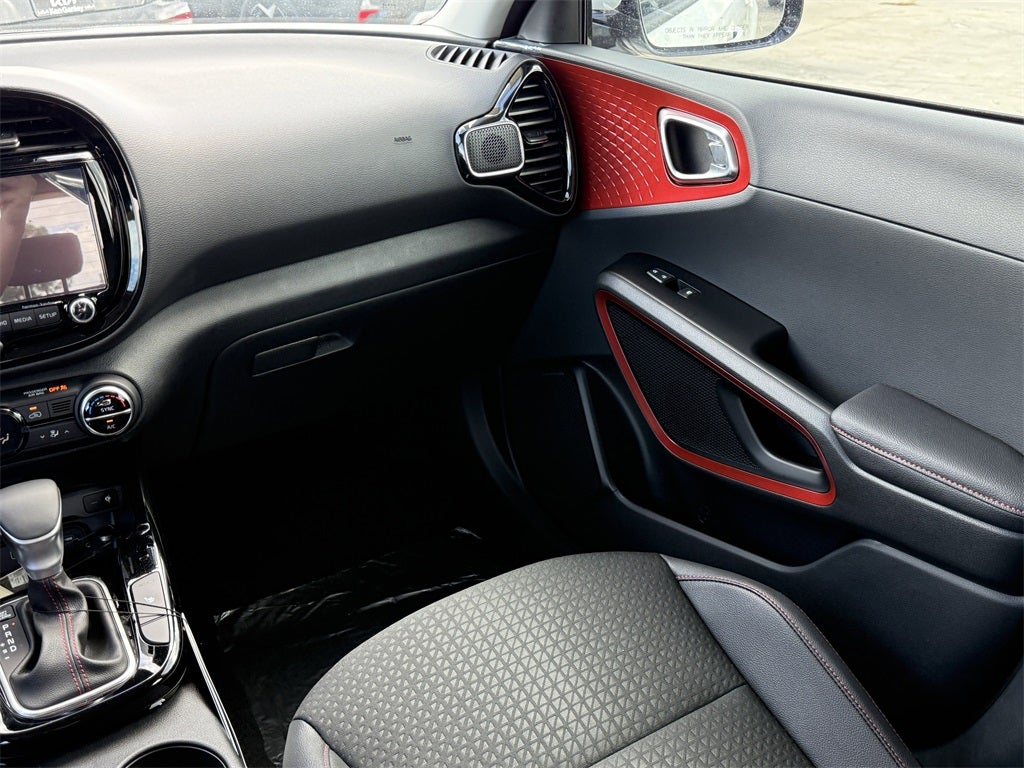 2025 Kia Soul GT-Line