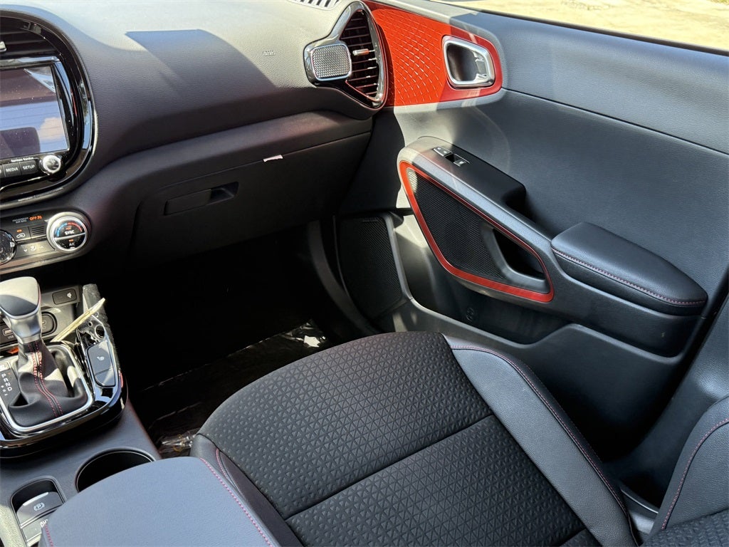 2025 Kia Soul GT-Line