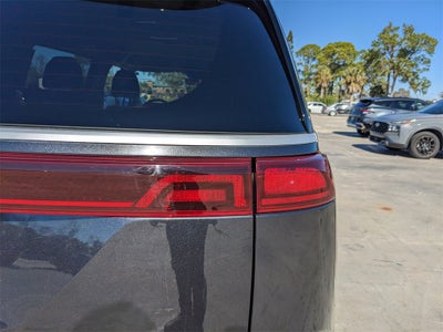 2022 Kia Carnival LX