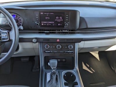 2022 Kia Carnival LX