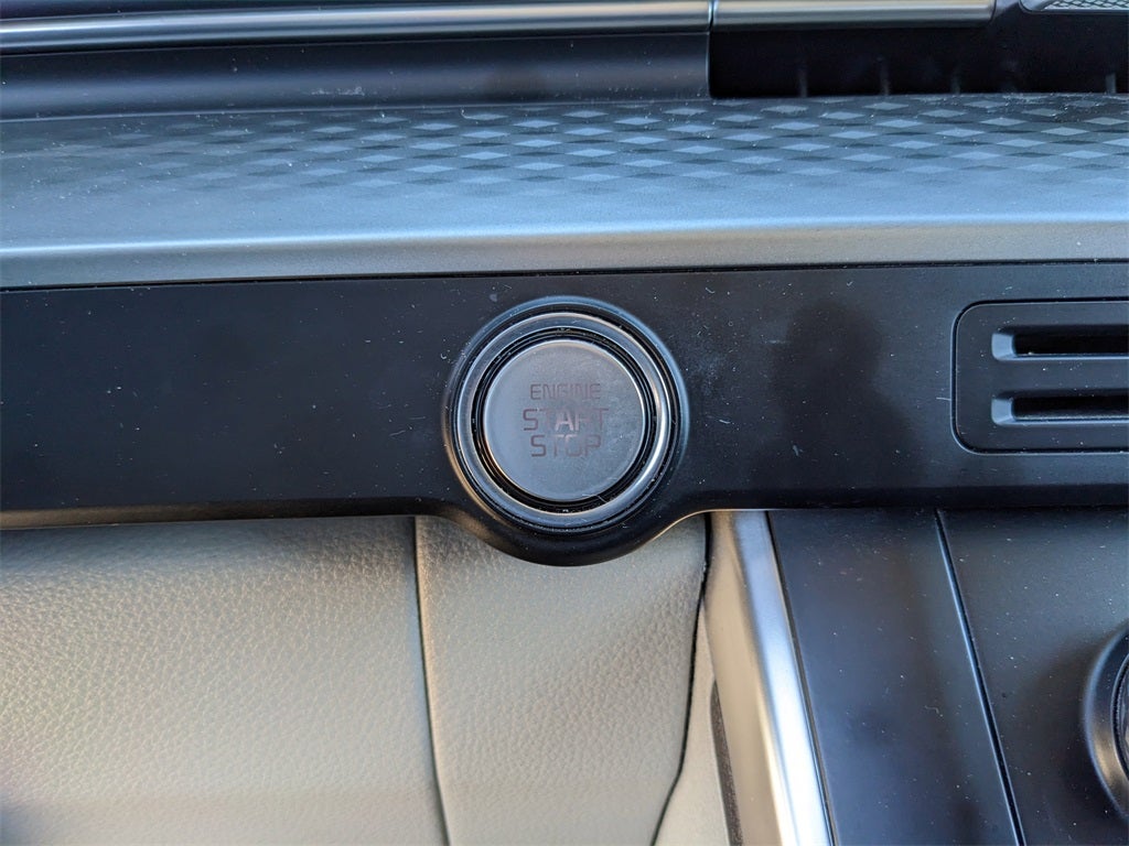 2022 Kia Carnival LX