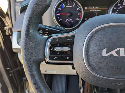 2022 Kia Carnival LX