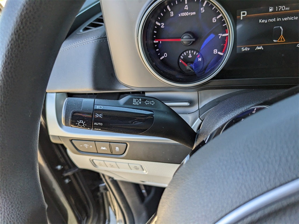 2022 Kia Carnival LX