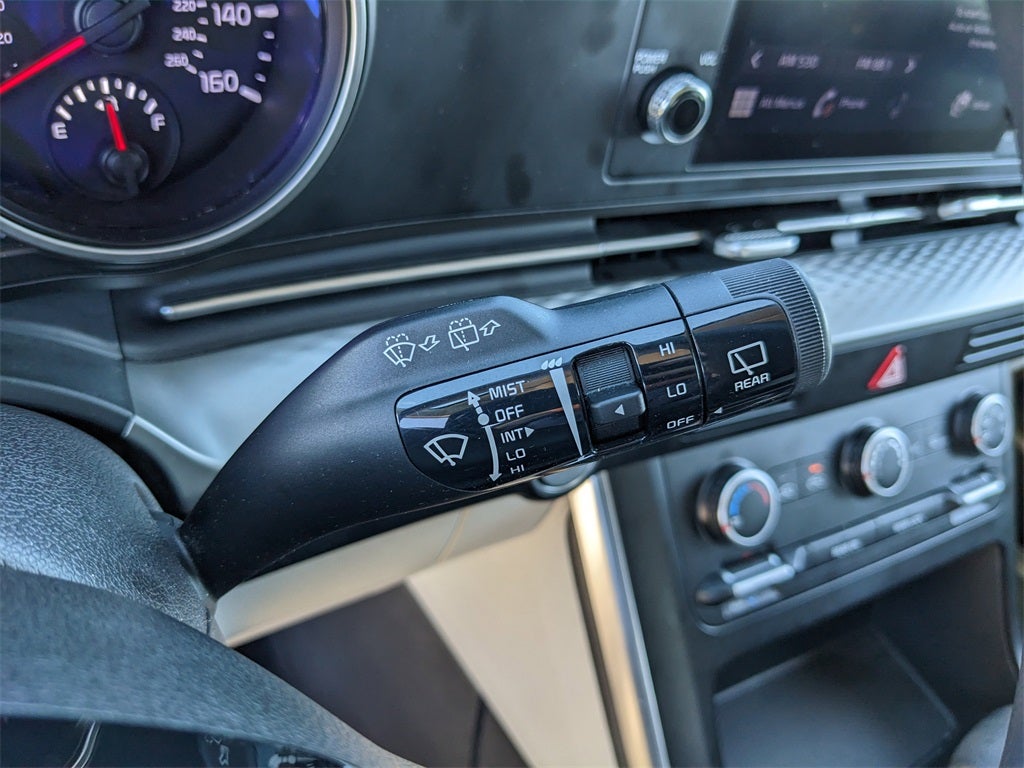 2022 Kia Carnival LX