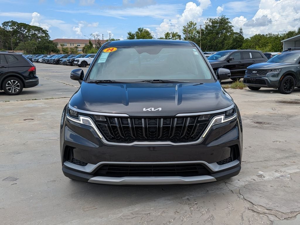 2024 Kia Carnival LX
