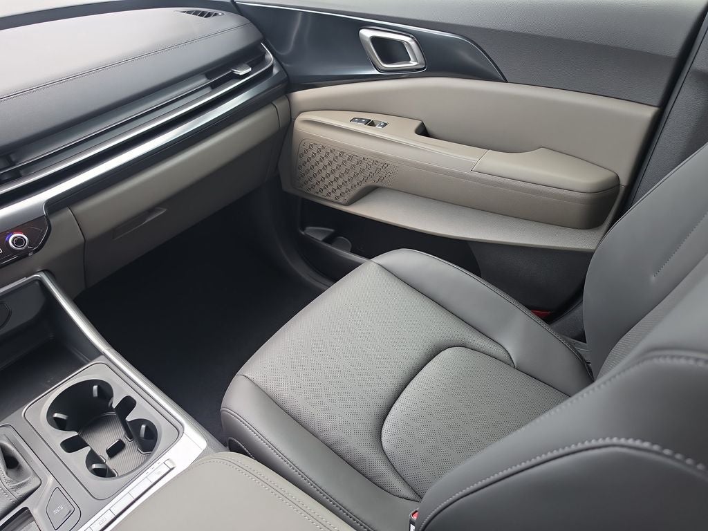 2027 Kia Carnival LXS
