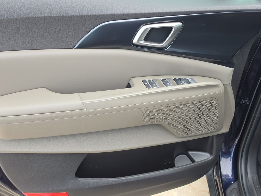 2027 Kia Carnival LXS