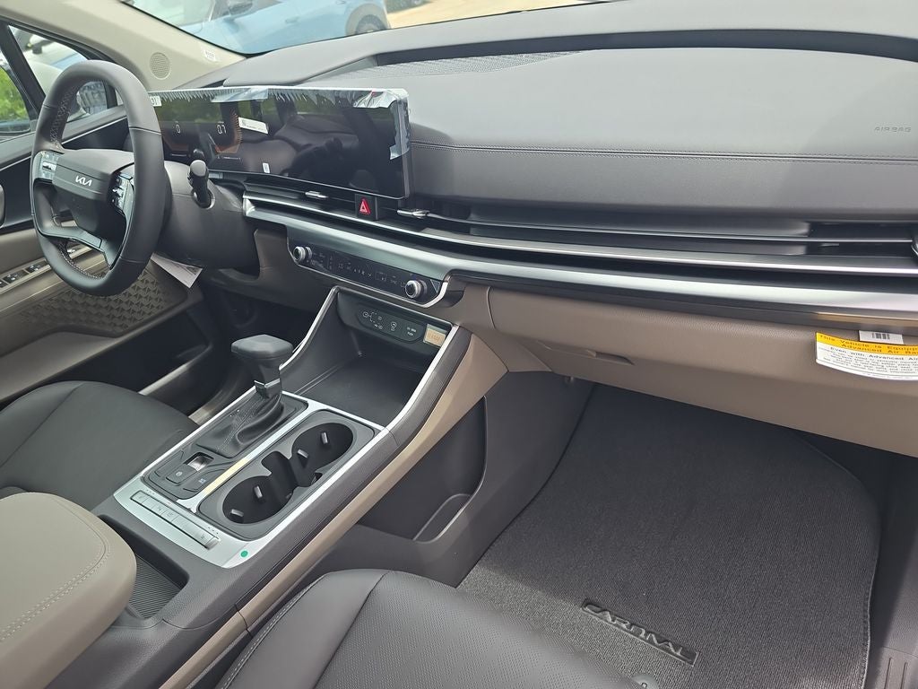 2027 Kia Carnival LXS