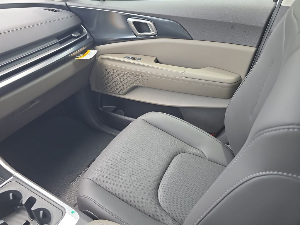 2027 Kia Carnival LXS