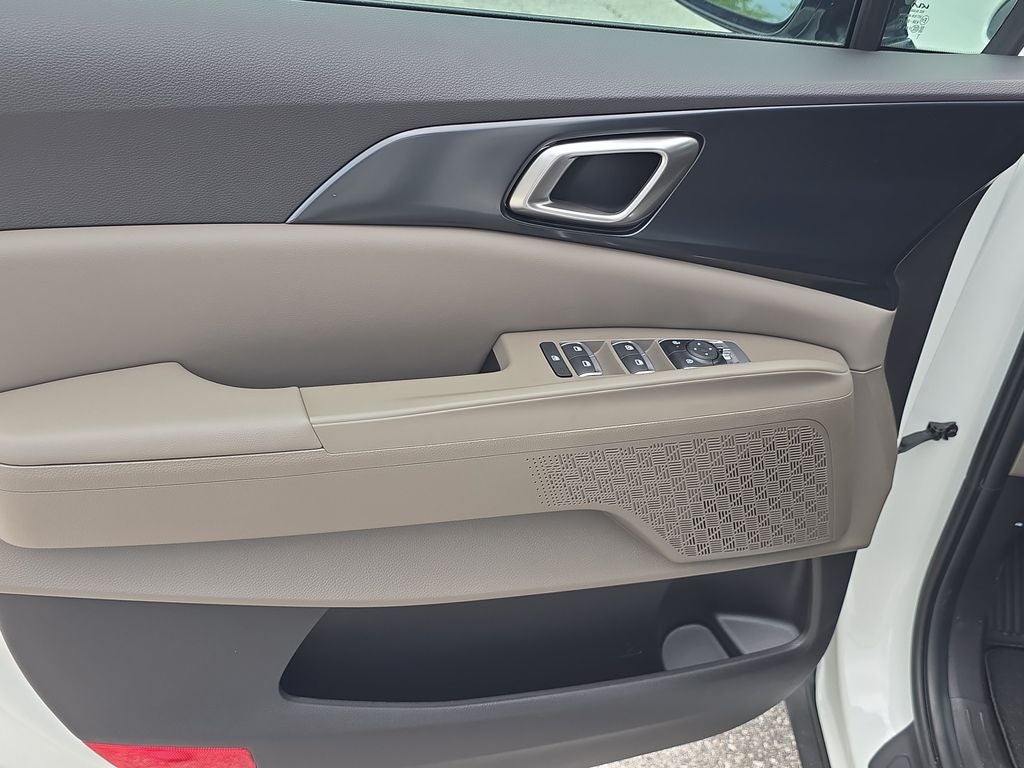 2027 Kia Carnival LXS