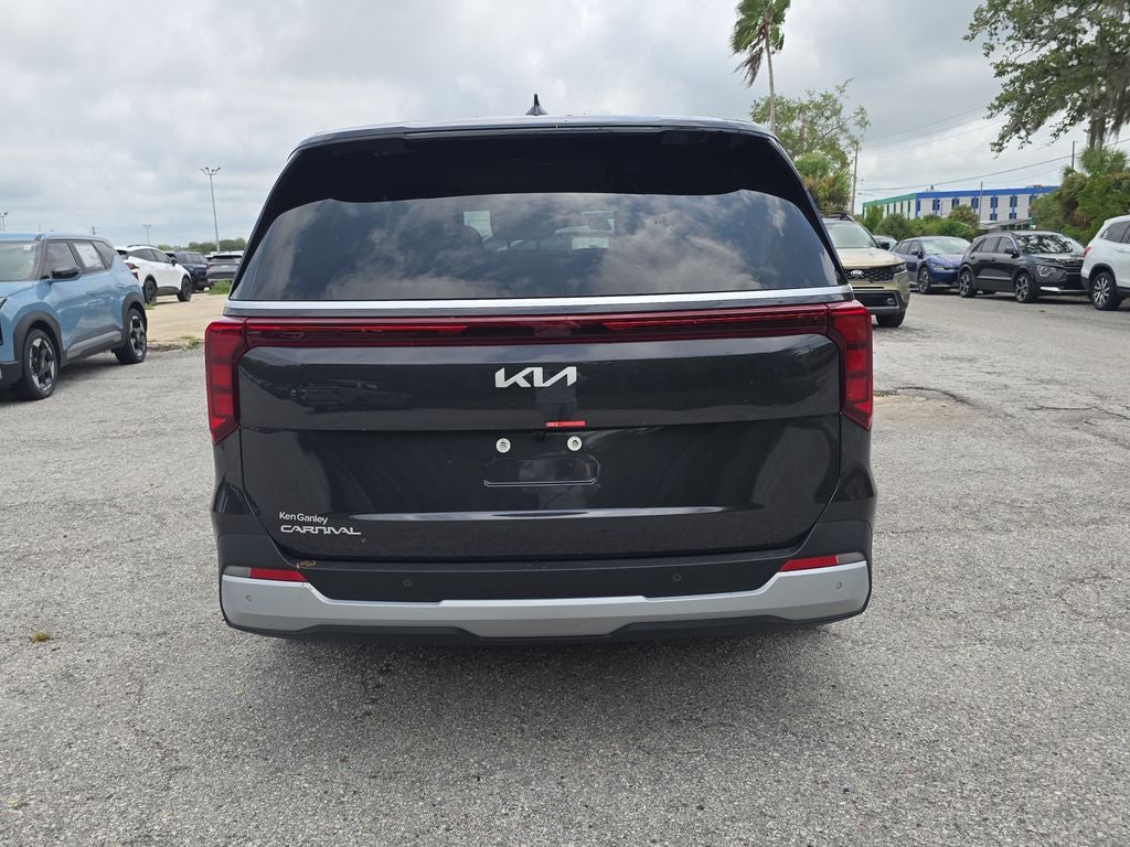 2027 Kia Carnival LXS